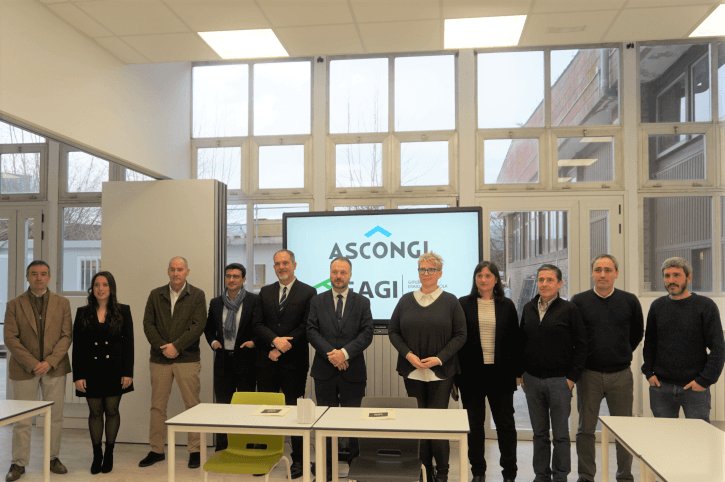 Organització I Control D'obres De Construcció a De Desarrollo Sostenible En Edificación Inteligente/eraikin Adimendunen Garapen Iraunkorrerako (De Desarrollo Sostenible En Edificación Inteligente/eraikin Adimendunen Garapen Iraunkorrerako, Lasarte): foto 2
