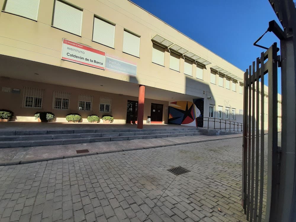Foto secundaria del campus Calderon De La Barca