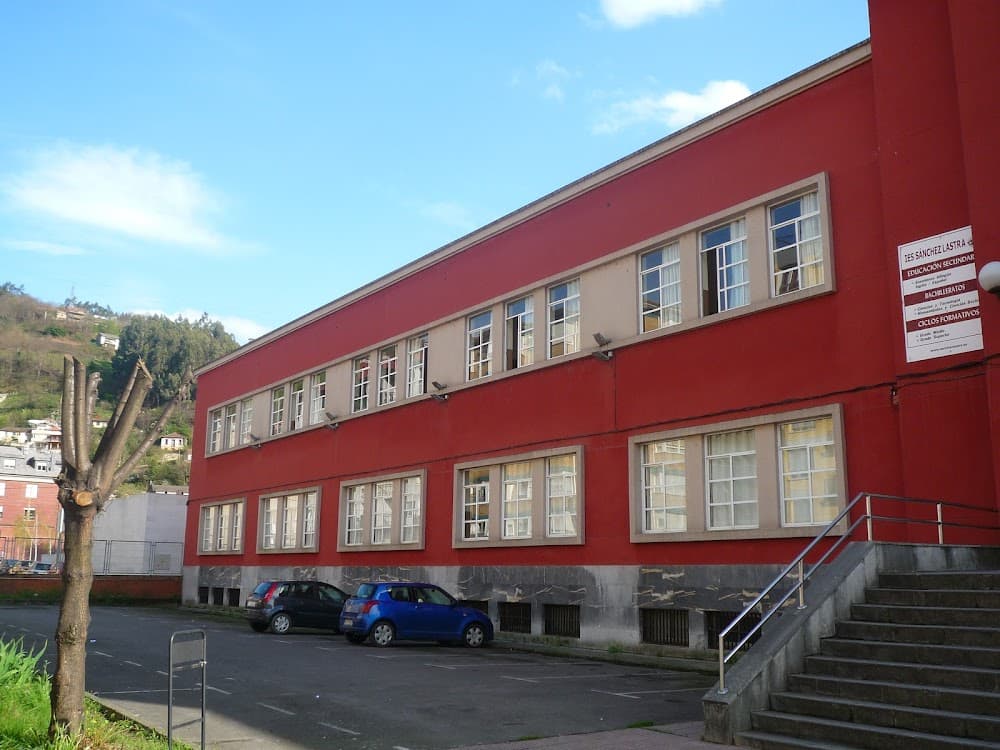 Automoción en I.e.s. "sánchez Lastra" (I.e.s. "sánchez Lastra", Mieres Del Camín): foto 5