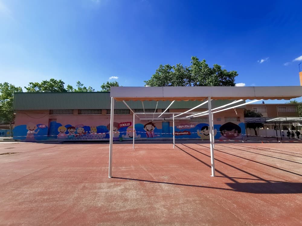 Promoción De Igualdad De Género en Aula De Educación De Personas Adultas (Aula De Educación De Personas Adultas, Noblejas): foto 1