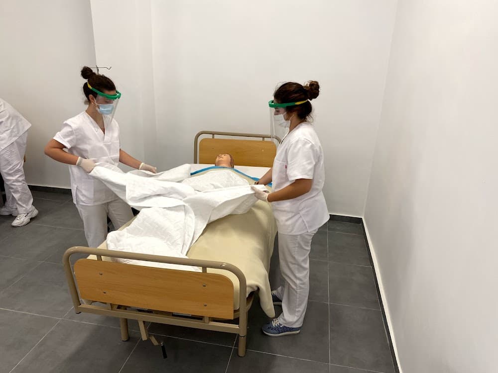 Higiene Bucodental en Cats Formación (Cats Formación, Sevilla): foto 5
