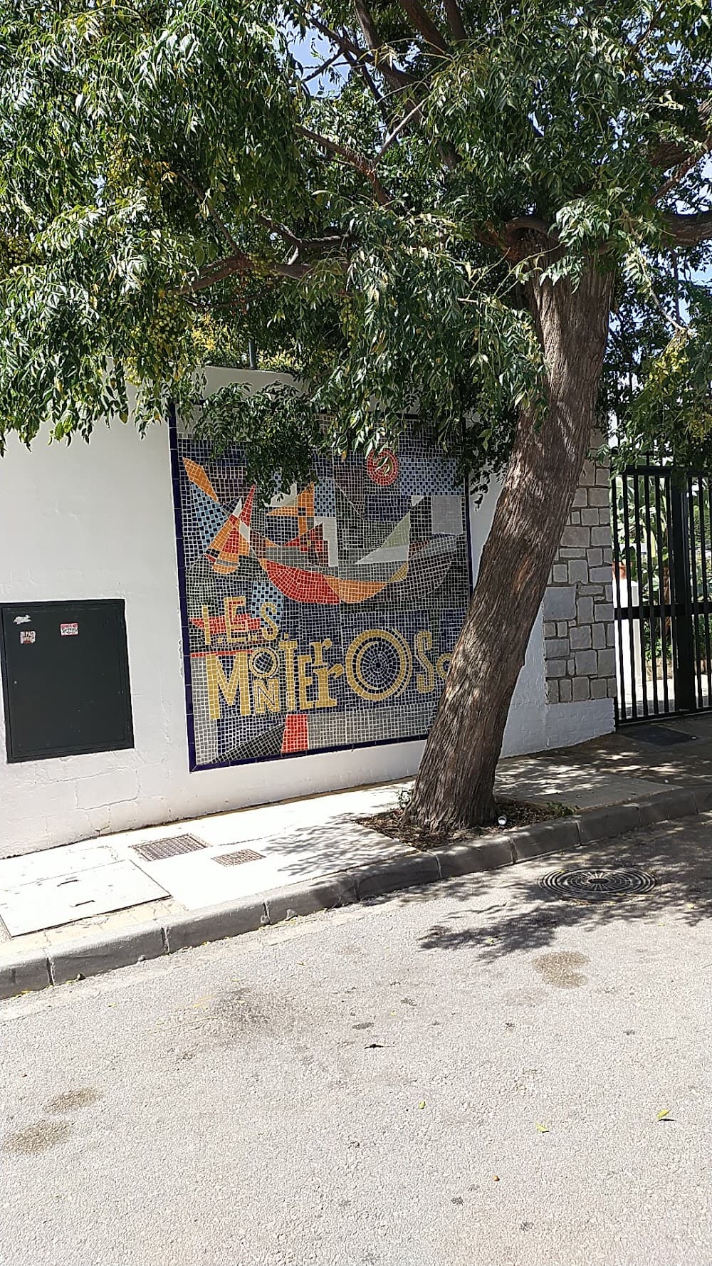 Foto secundaria del campus Monterroso