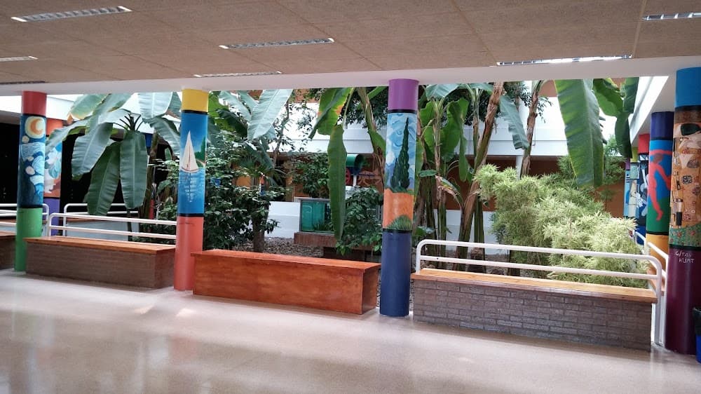 Foto secundaria del campus La Foia