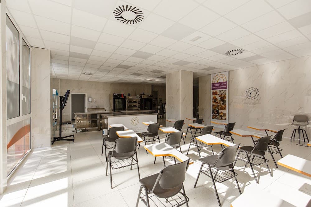 Panadería, Repostería Y Confitería en De La Profesión De Panadería Y Pastelería (De La Profesión De Panadería Y Pastelería, Valencia): foto 3