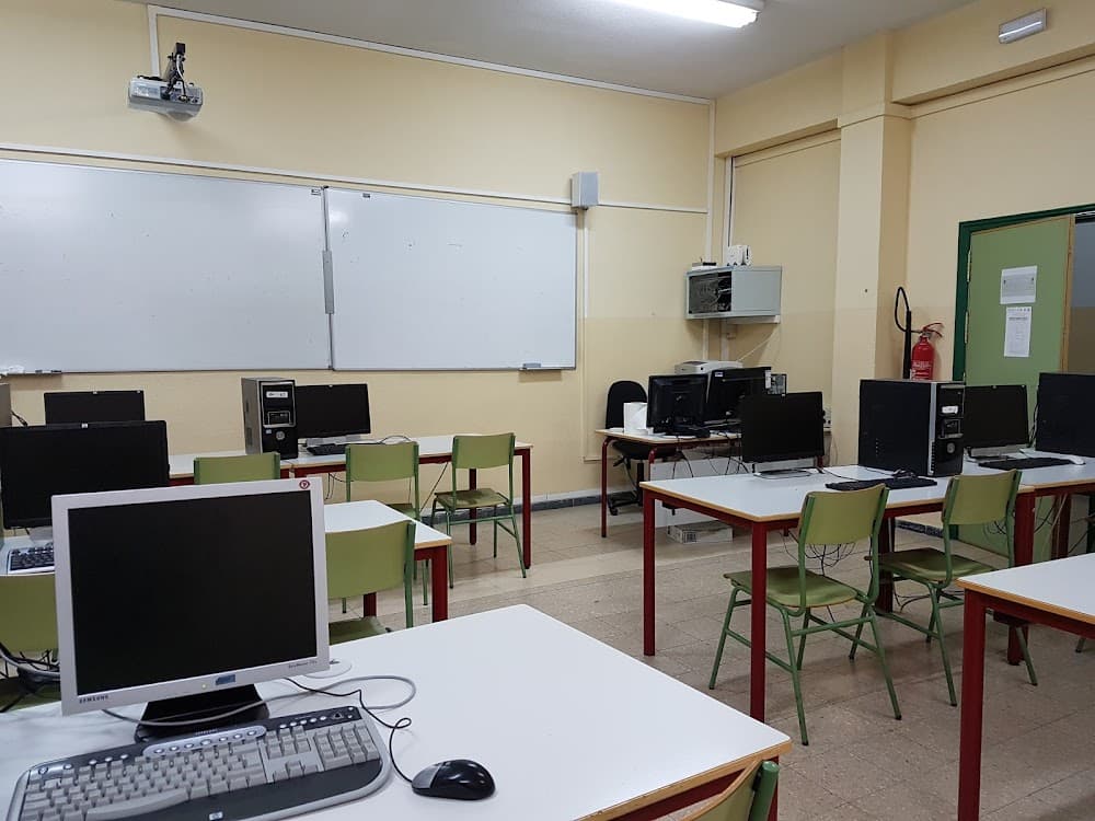 Foto secundaria del campus Francisco De Quevedo