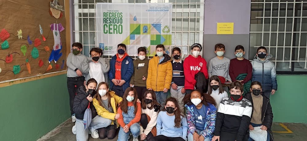 Guía En El Medio Natural Y De Tiempo Libre en Jorge Juan (Jorge Juan, Perlío (san Estevo)): foto 1