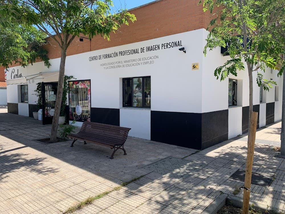 Estética Y Belleza en Carlos Tello (Carlos Tello, Cáceres): foto 2