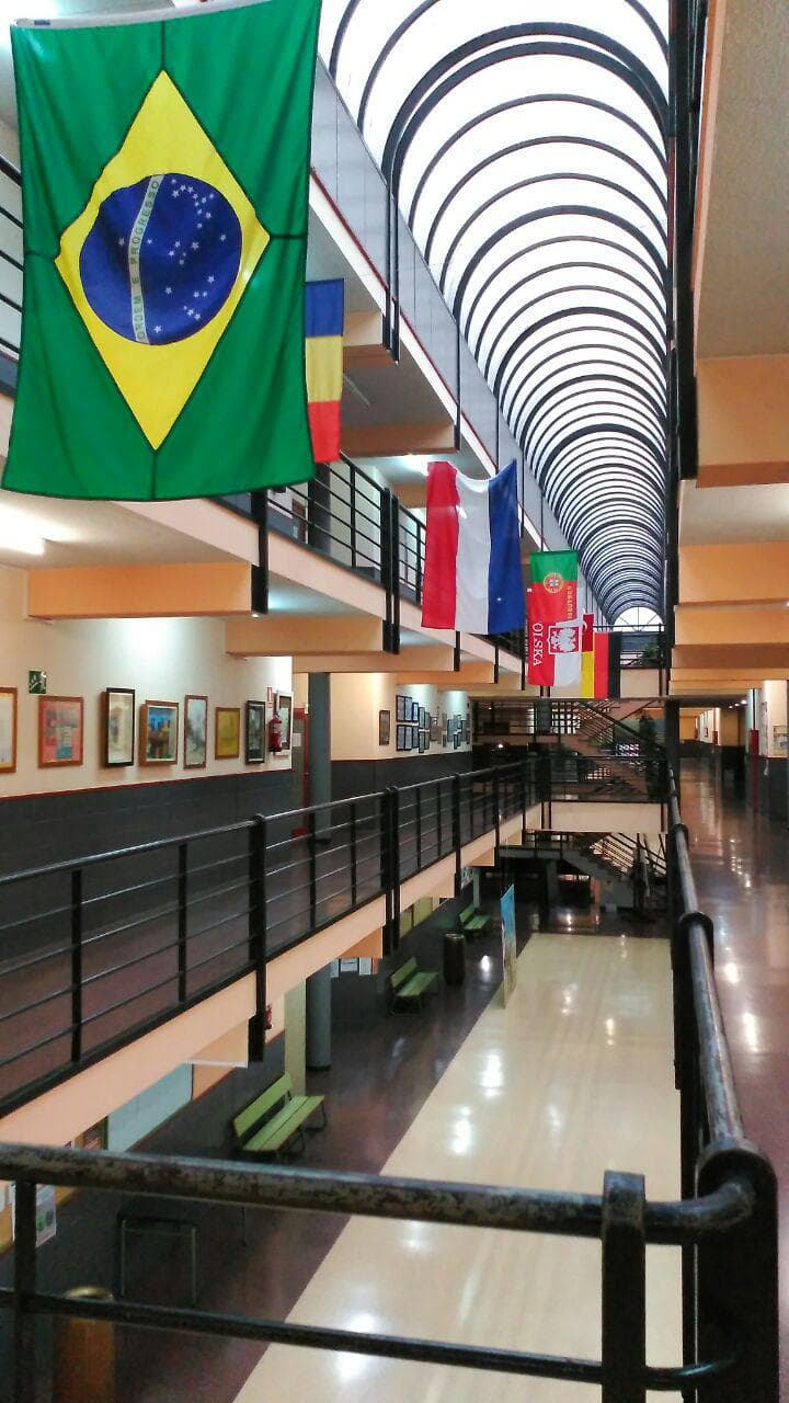Foto secundaria del campus I.e.s. "el Batán"