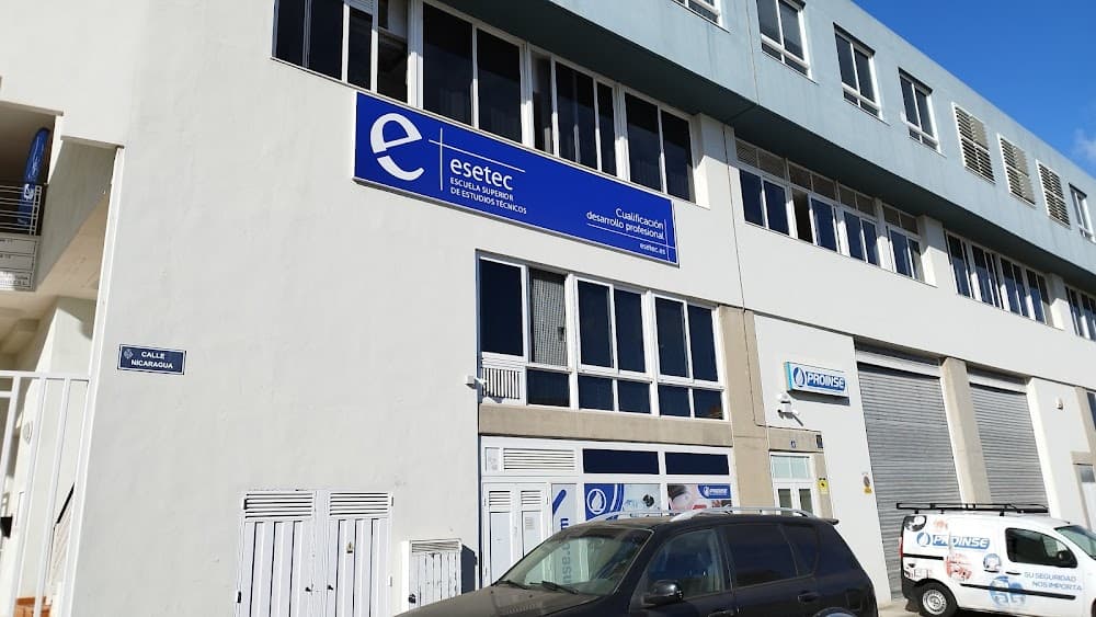 Animacions 3D, Jocs I Entorns Interactius a Esetec-escuela Superior De Estudios Técnicos (Esetec-escuela Superior De Estudios Técnicos, Santa Cruz De Tenerife): foto 4