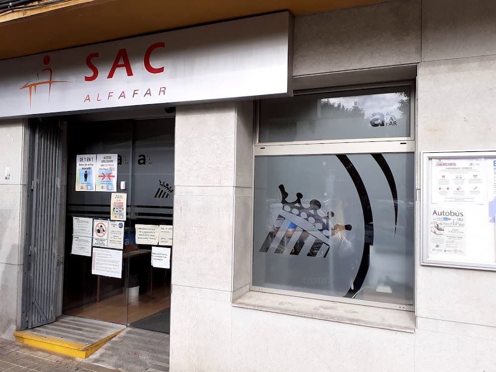 Activitats Comercials a 25 D'abril (25 D'abril, Alfafar): foto 2