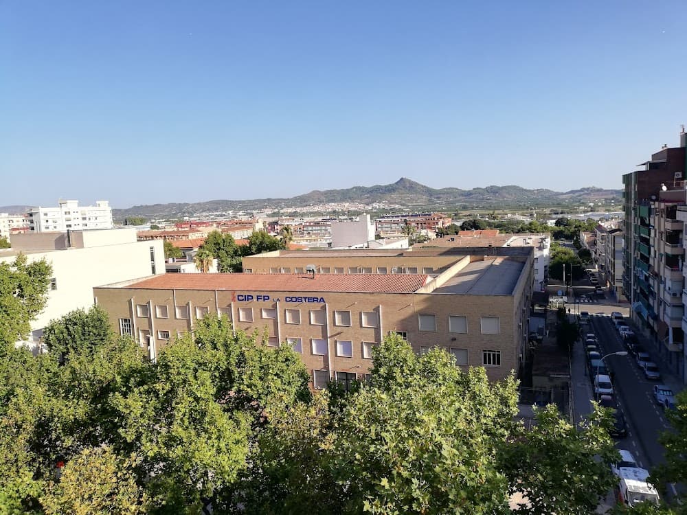 Foto secundaria del campus La Costera