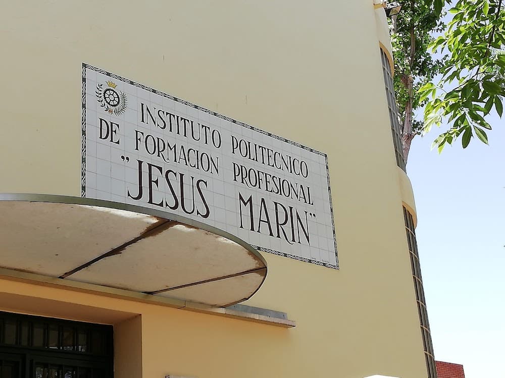Foto secundaria del campus Politécnico Jesús Marín