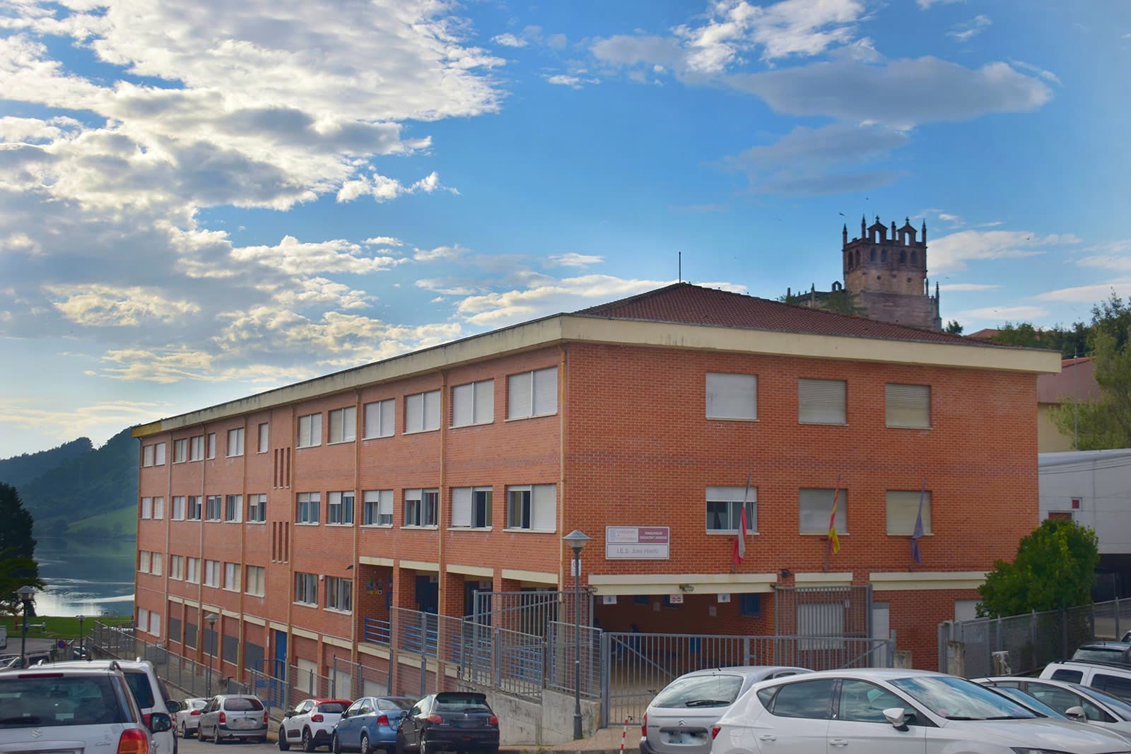 Electricidad y Electrónica en Jose Hierro (Jose Hierro, San Vicente De La Barquera): foto 1