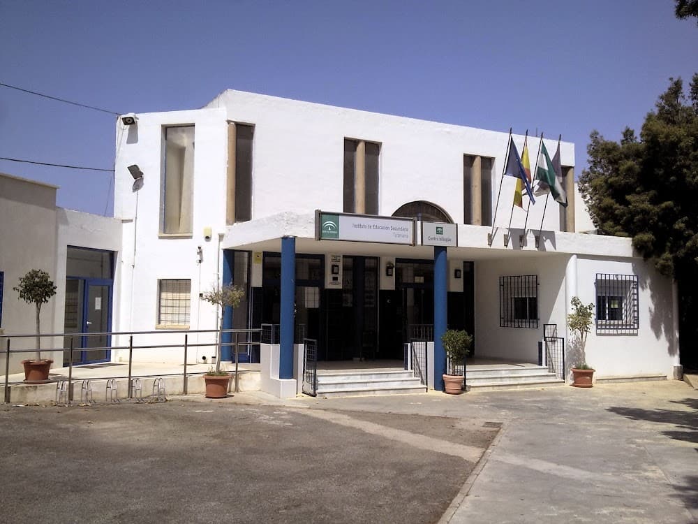 Foto secundaria del campus Turaniana