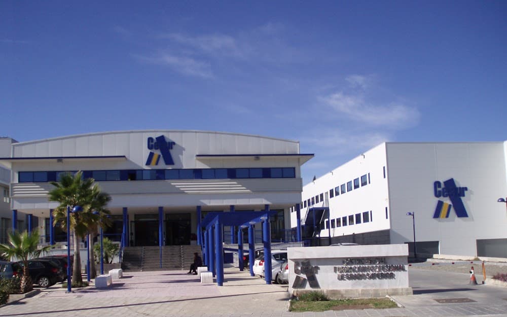 Foto secundaria del campus Cesur-pta