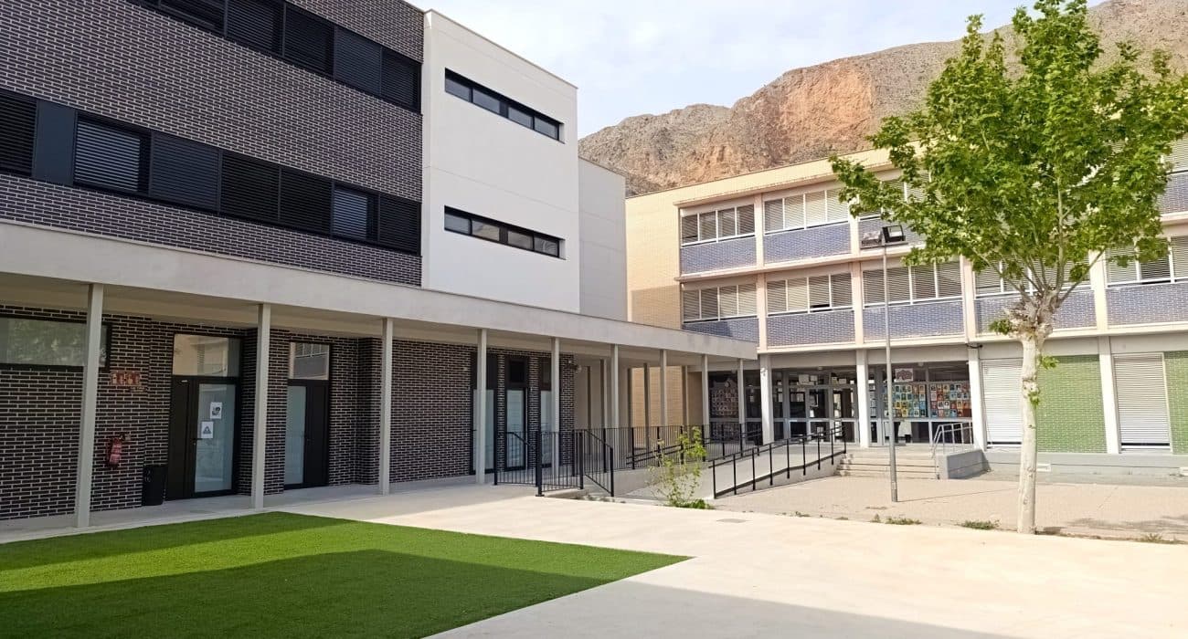 Servicios Comerciales en Instituto de Educación Secundaria JAIME DE SANT-ÁNGEL (Instituto de Educación Secundaria JAIME DE SANT-ÁNGEL, Redován): foto 1