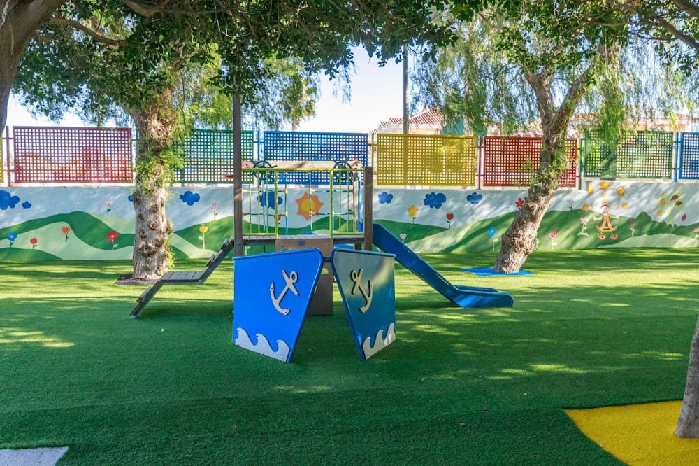 Foto secundaria del campus Los Olivos