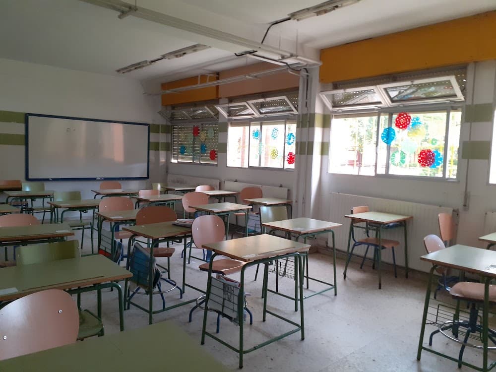 Foto secundaria del campus José Caballero