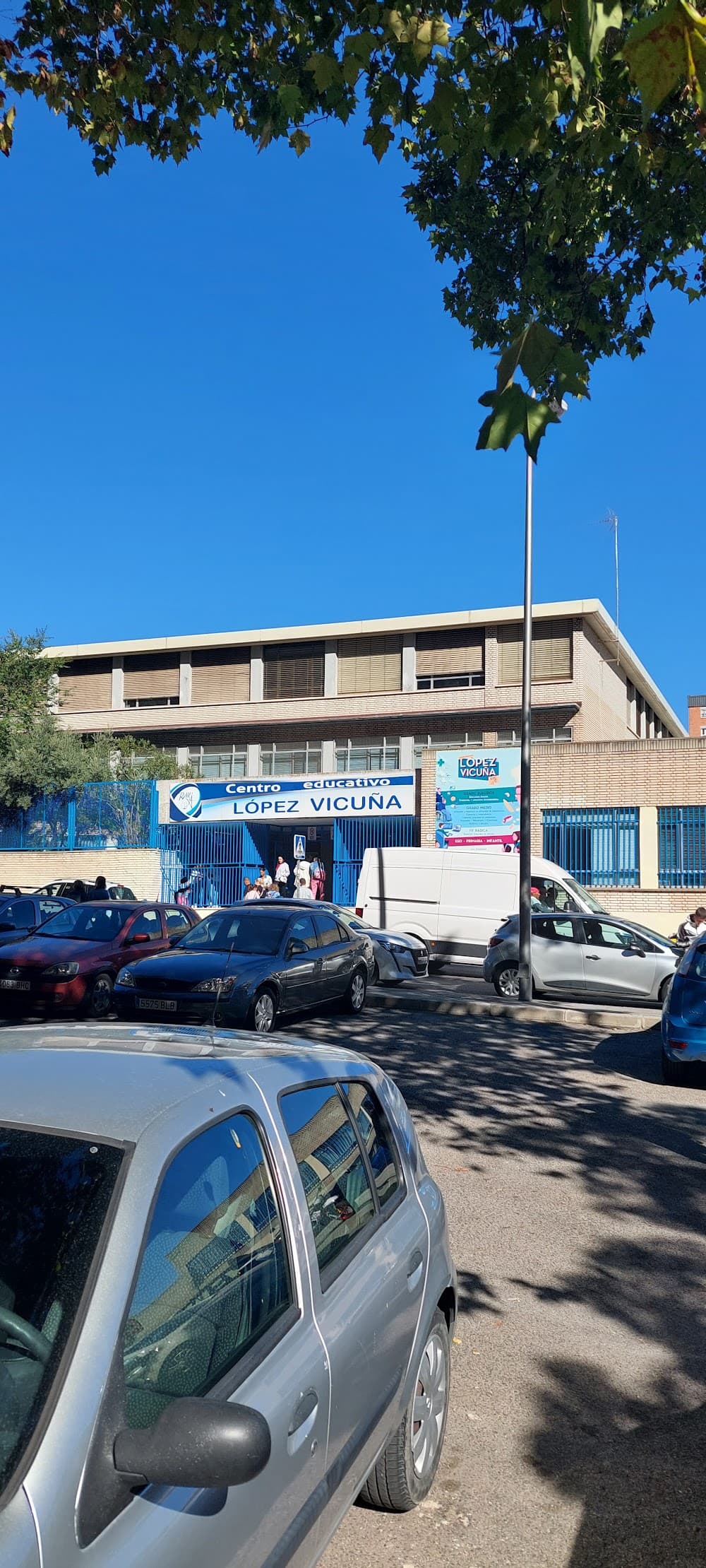 Educació Infantil a Lopez Vicuña (Lopez Vicuña, Madrid): foto 2