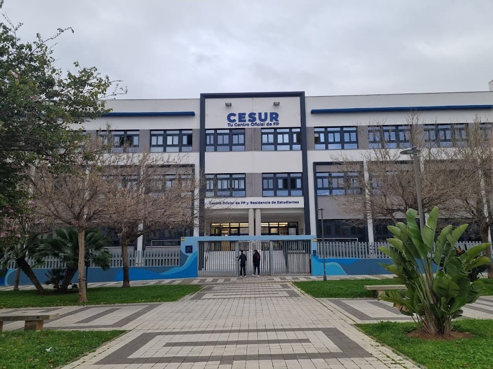Foto secundaria del campus Cesur Teatinos