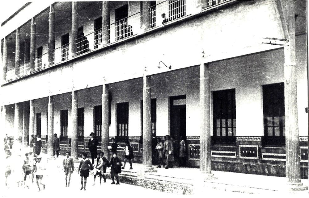 Sistemas Microinformáticos Y Redes en Leopoldo Queipo (Leopoldo Queipo, Melilla): foto 5