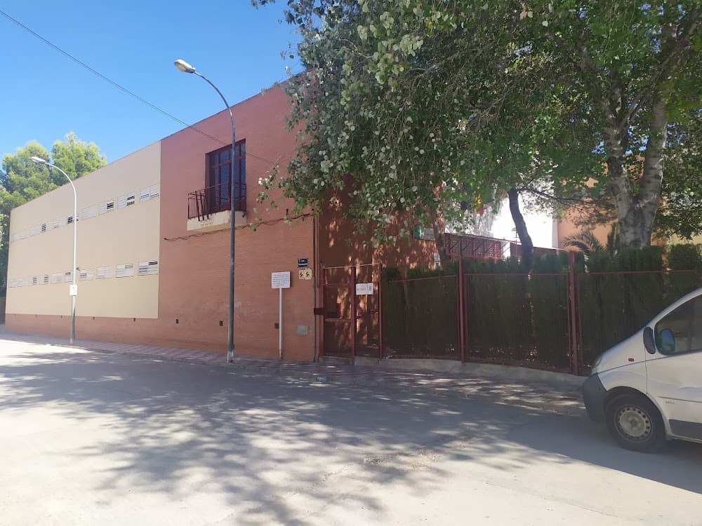 Gestión Administrativa en Ntra. Sra. De Alharilla (Ntra. Sra. De Alharilla, Porcuna): foto 1