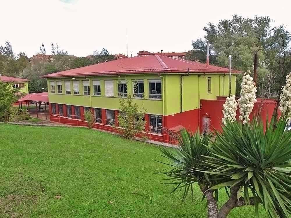 Foto secundaria del campus I.e.s. "escultor Juan De Villanueva"
