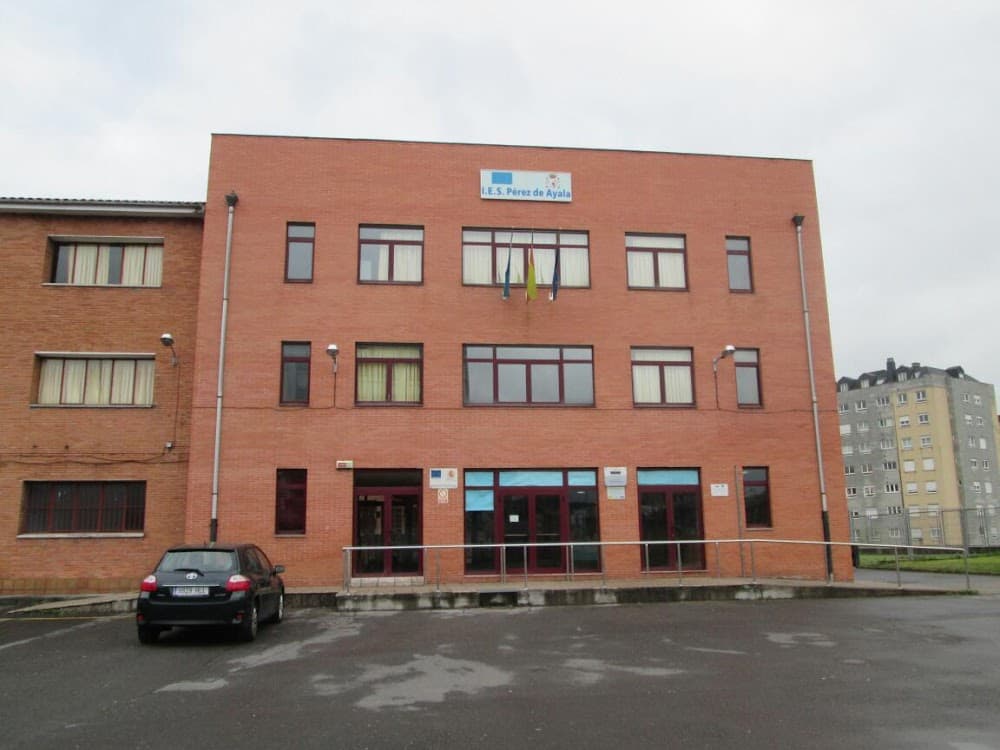Foto secundaria del campus I.e.s. "pérez De Ayala"