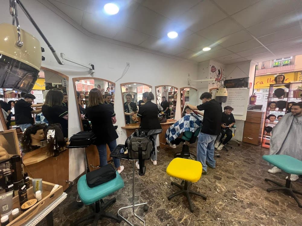 Estética Y Belleza en Europa Fashion (Europa Fashion, Albacete): foto 1