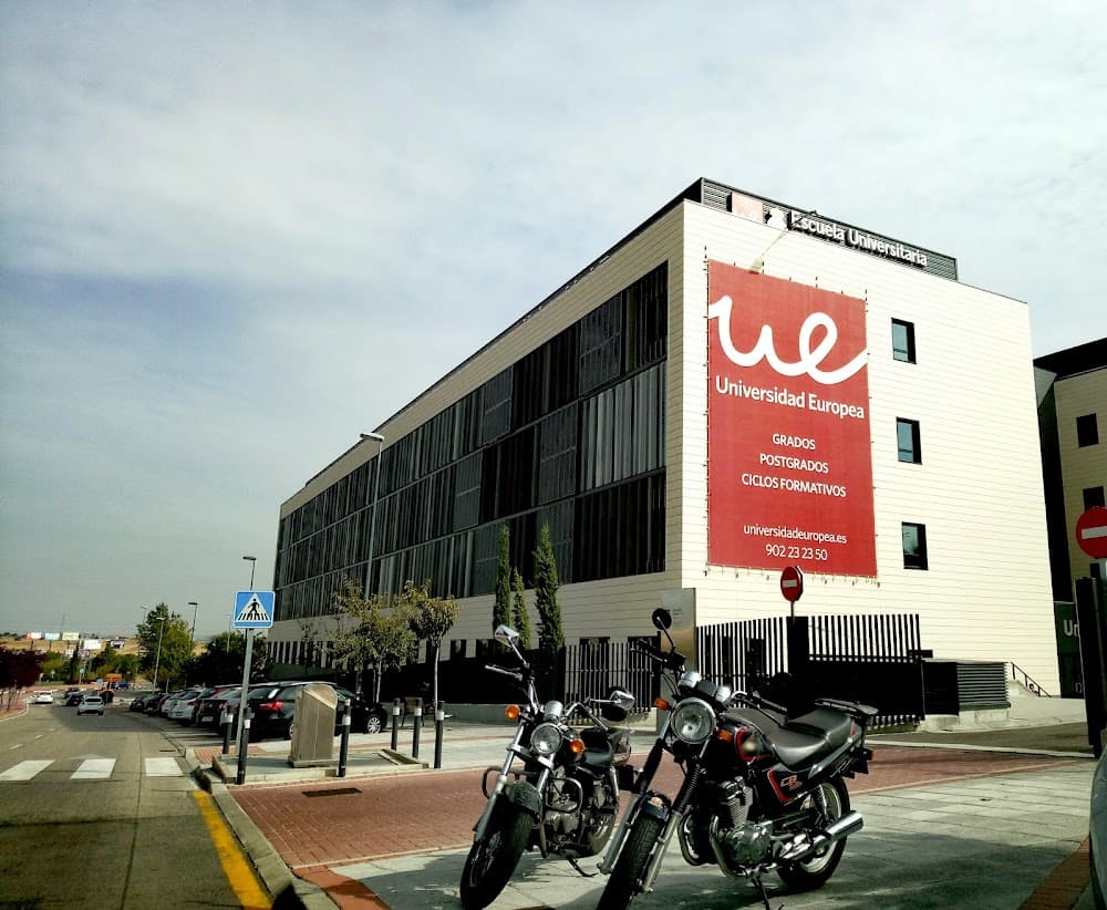 Comerç Internacional a Centro De Formación Profesional Europeo De Madrid-estudios Profesionales Superiores (Centro De Formación Profesional Europeo De Madrid-estudios Profesionales Superiores, Alcobendas): foto 2