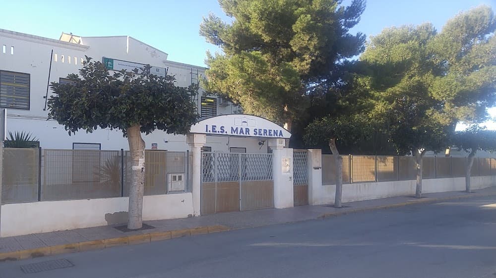 Sistemas Microinformáticos Y Redes en Mar Serena (Mar Serena, Pulpí): foto 1
