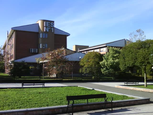 Foto secundaria del campus I.e.s. "número 1"