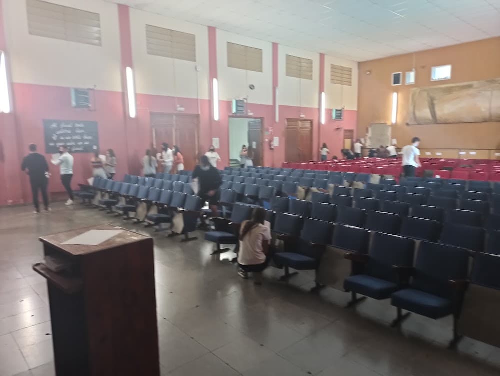 Foto secundaria del campus Pérez De Guzmán