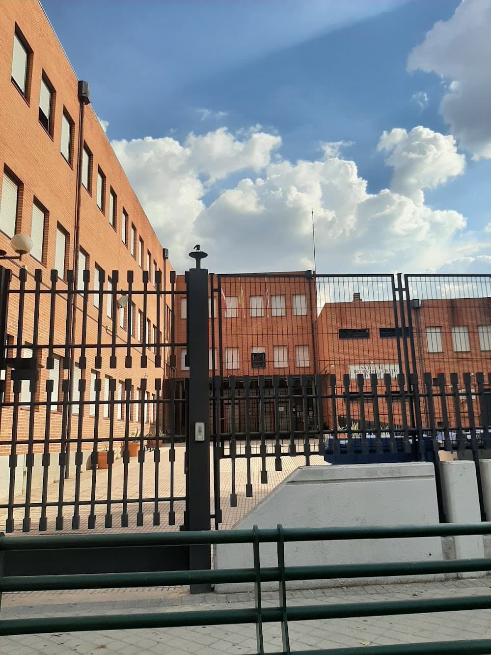 Administración Y Finanzas en Salvador Dalí (Salvador Dalí, Madrid): foto 3