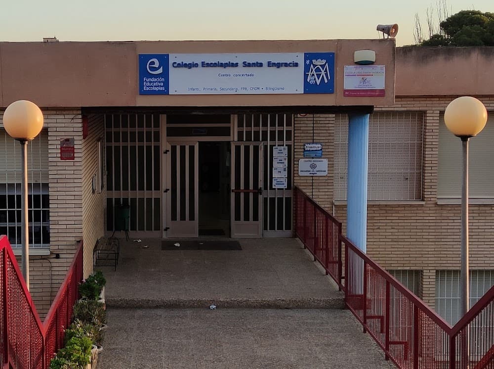 Foto secundaria del campus Escolapias Santa Engracia