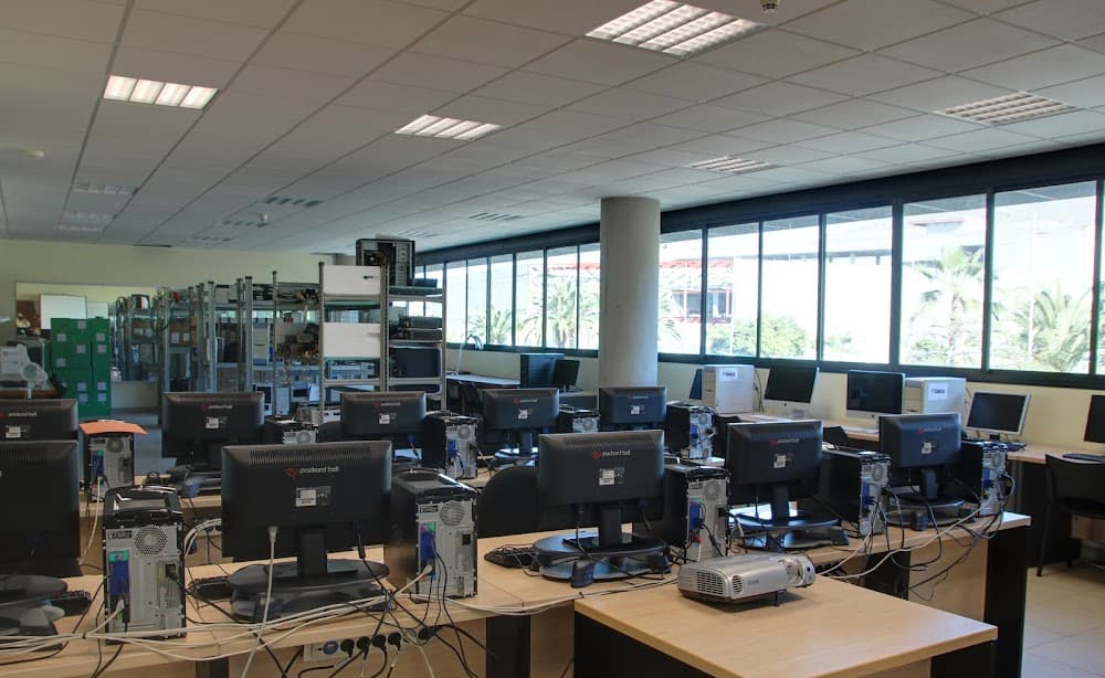 Automatització I Robòtica Industrial a Centro De Desarrollo Turístico Costa Adeje (Centro De Desarrollo Turístico Costa Adeje): foto 3