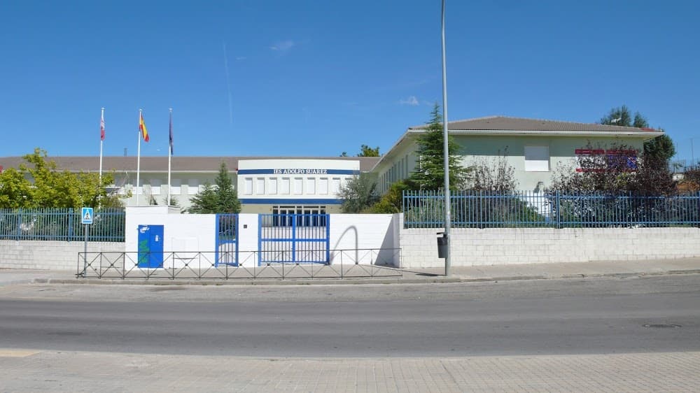 Foto secundaria del campus Adolfo Suarez
