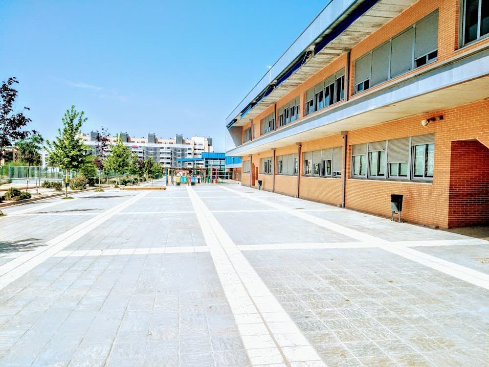 Foto secundaria del campus Ciudad Educativa Municipal Hipatia-fuhem