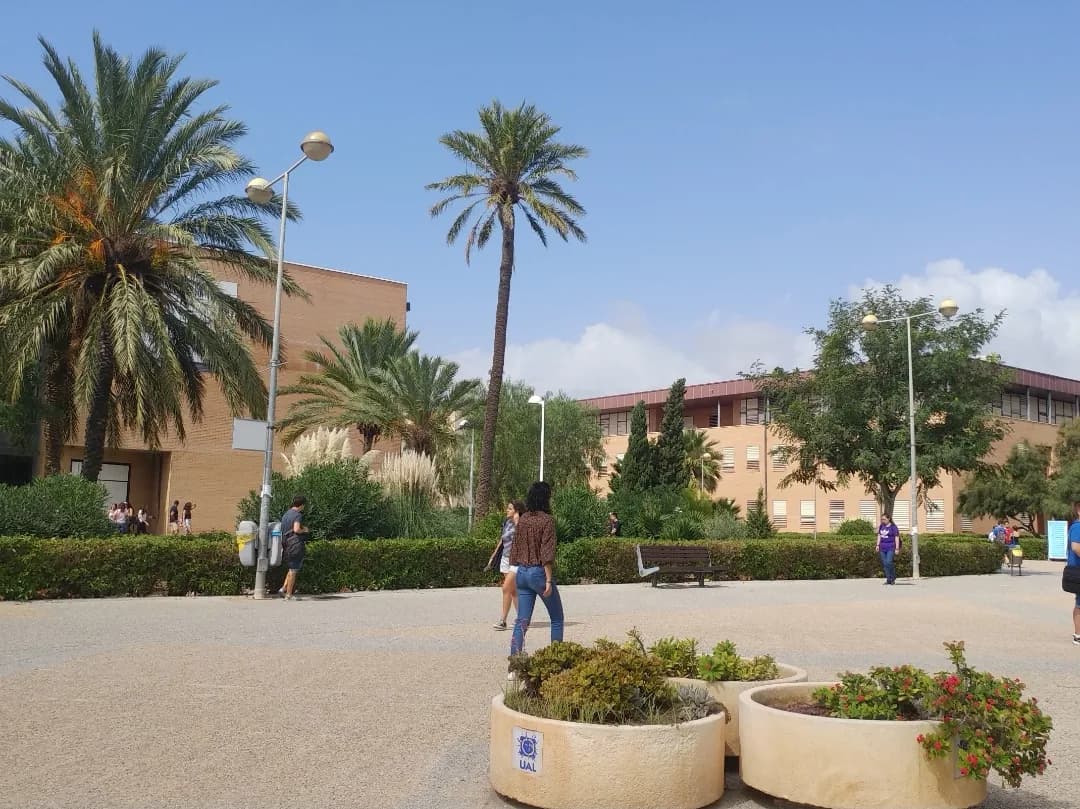 Foto secundaria del campus Campus de La Cañada