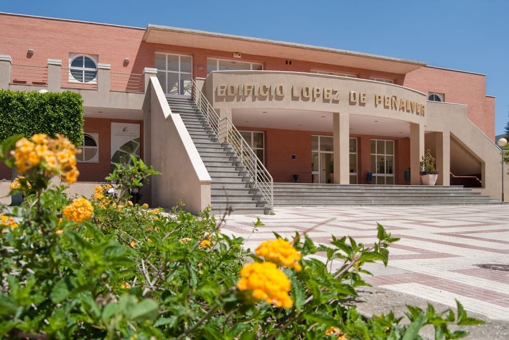 Desenvolupament D'aplicacions Multiplataforma a Fundación General Fp Málaga (Fundación General Fp Málaga): foto 1
