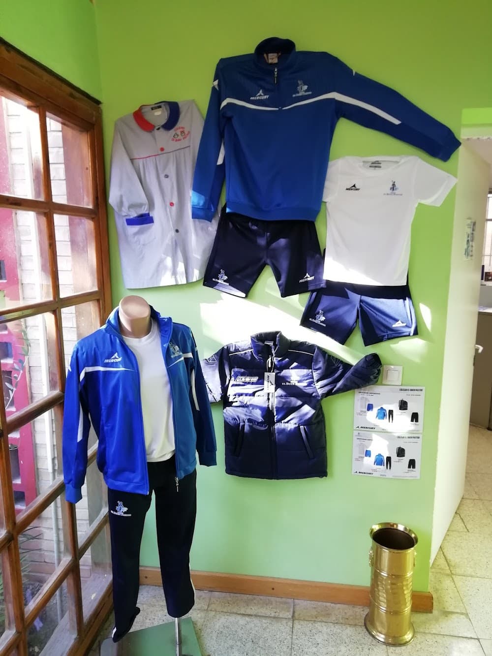 Administració I Finances a El Buen Pastor (El Buen Pastor, Zaragoza): foto 3