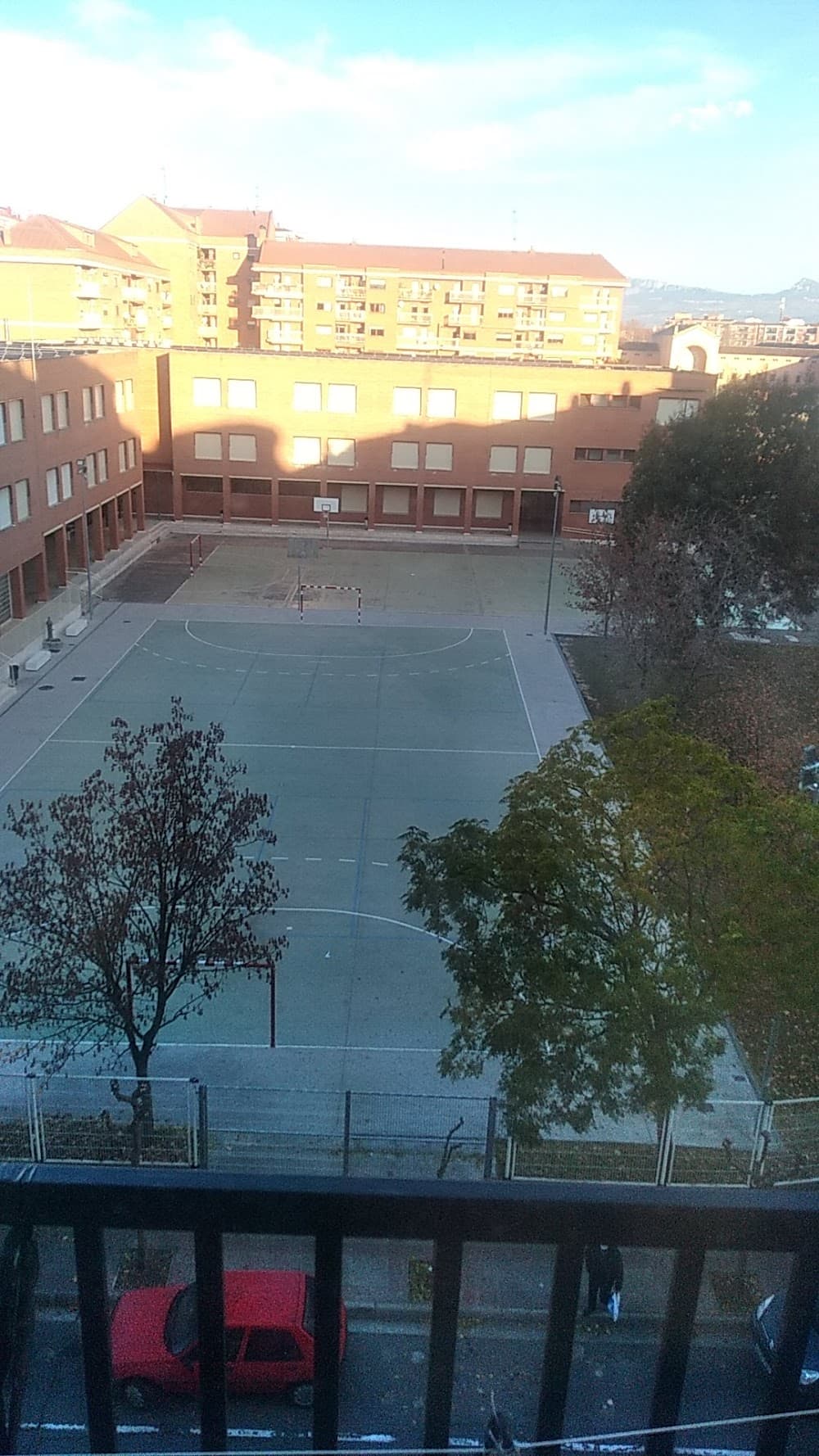 Foto secundaria del campus Duques De Najera