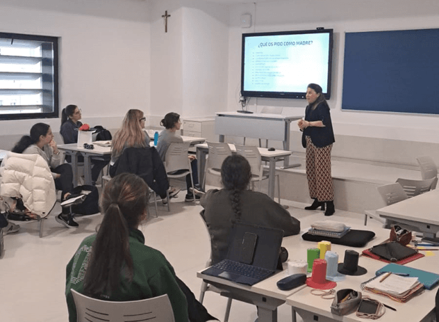 Foto secundaria del campus Centro de Estudios Universitarios Cardenal Spínola