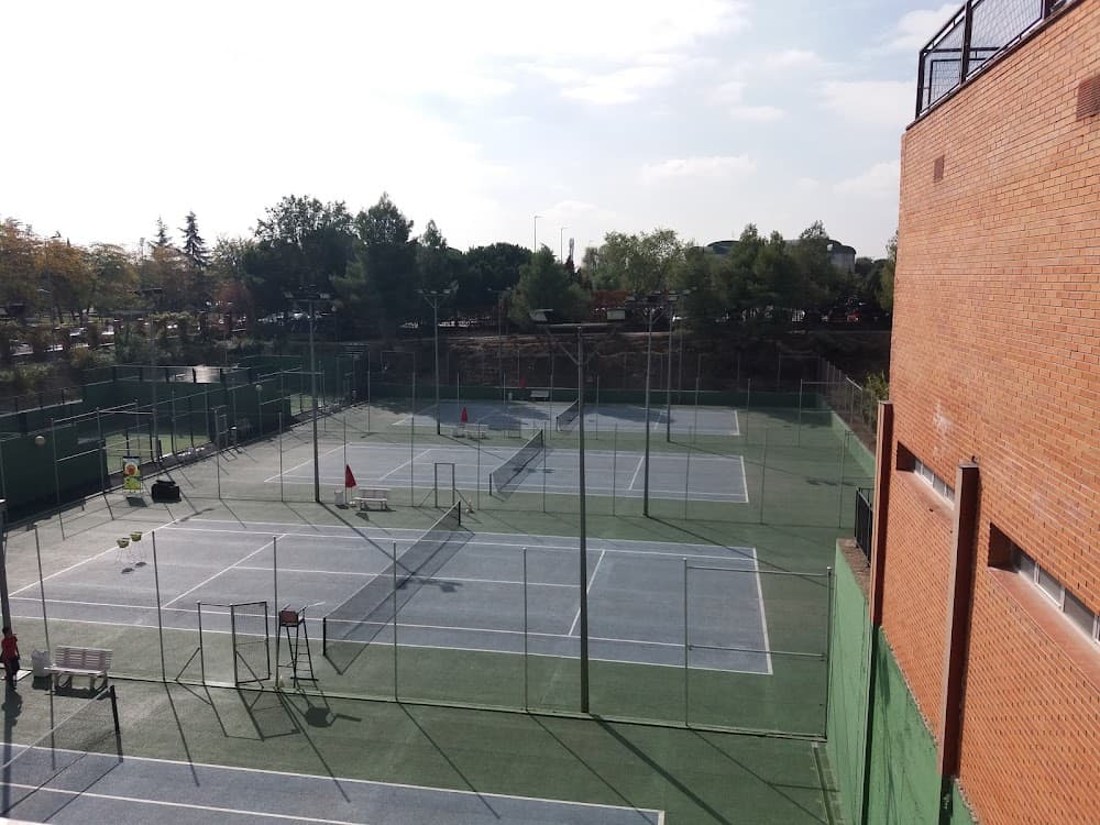 Foto secundaria del campus Amanecer