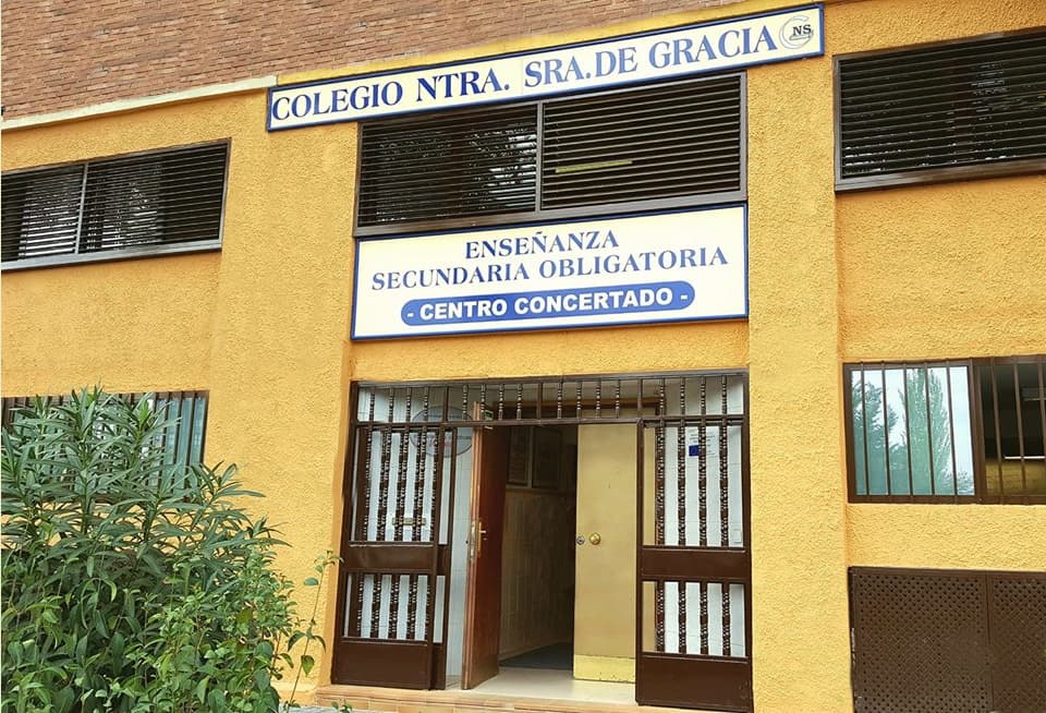 Sistemes Microinformàtics I Xarxes a Nuestra Señora De Gracia (Nuestra Señora De Gracia, Madrid): foto 1