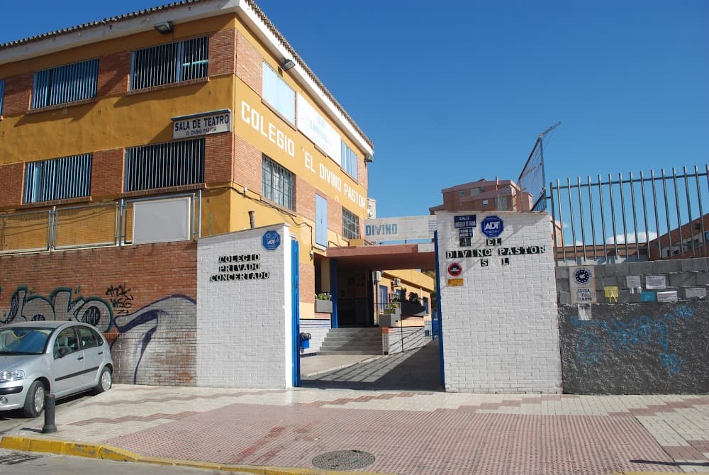Enseñanza Y Animación Sociodeportiva en El Divino Pastor (El Divino Pastor, Málaga): foto 3