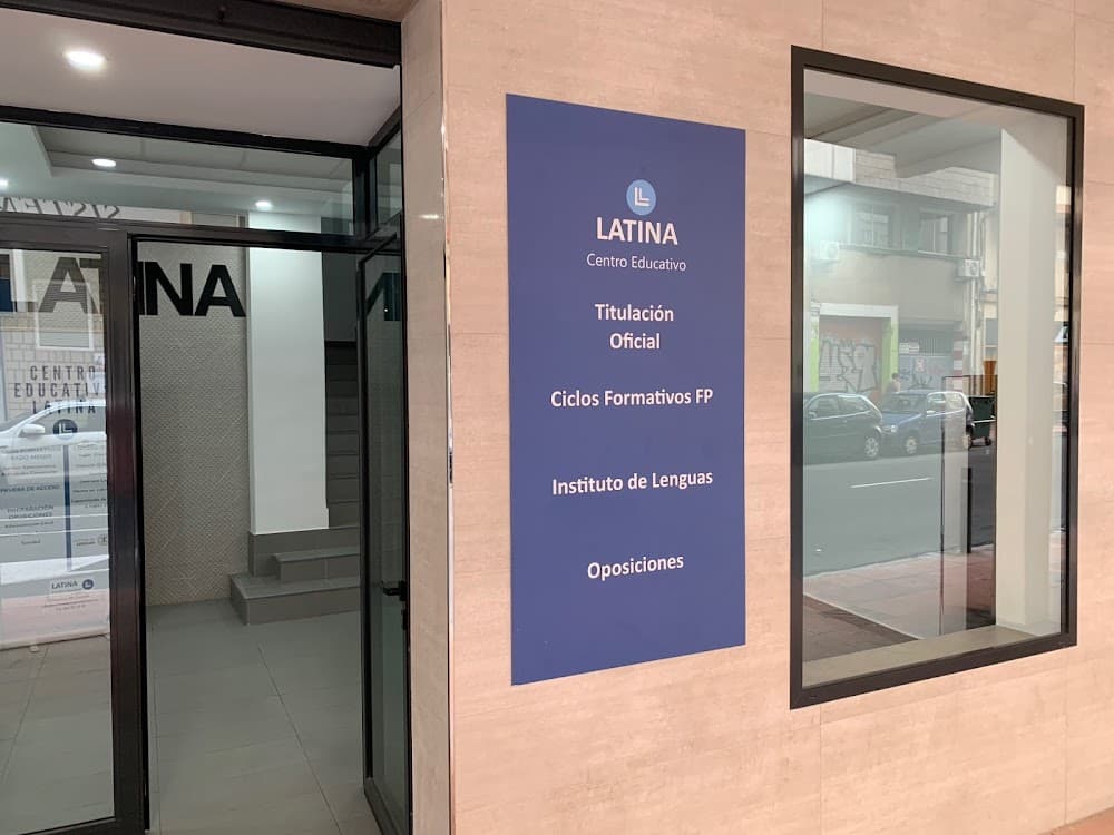 Gestión Administrativa en Academia Latina (Academia Latina, Castellón De La Plana): foto 3