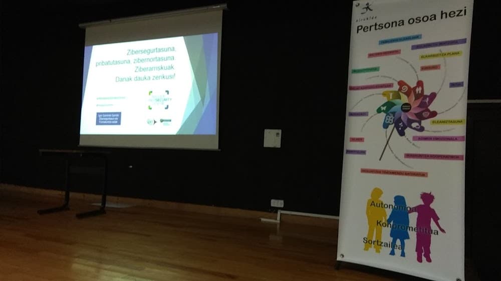 Foto secundaria del campus Herrikide Eskolapioak