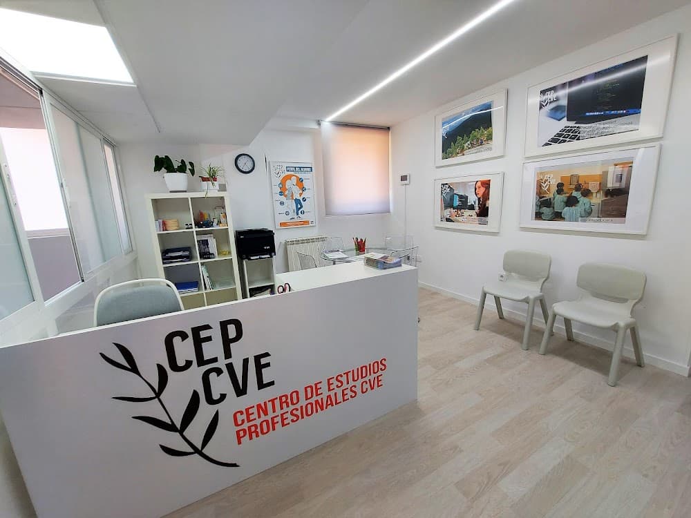 Sistemes Microinformàtics I Xarxes a Cep Cve Villanueva (Cep Cve Villanueva, Villanueva Del Pardillo): foto 1