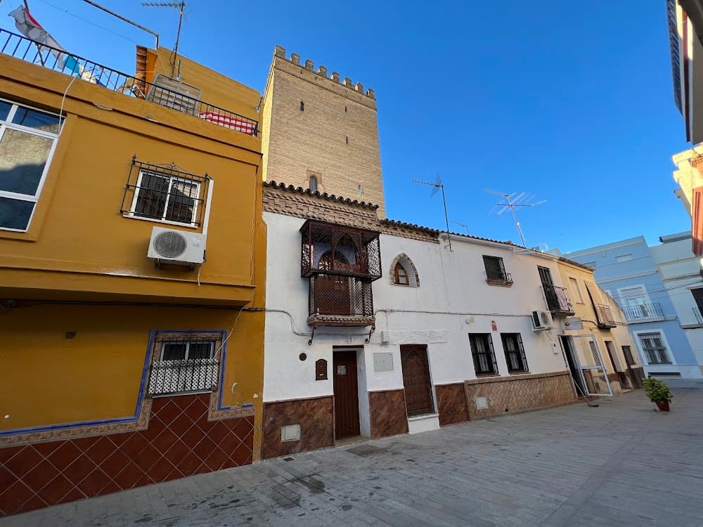 Foto secundaria del campus Torre De Los Guzmanes